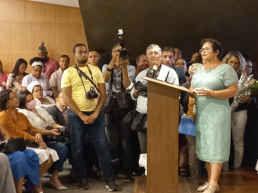 Em transmissão de cargo na SPM, Rosa destaca força das mulheres baianas