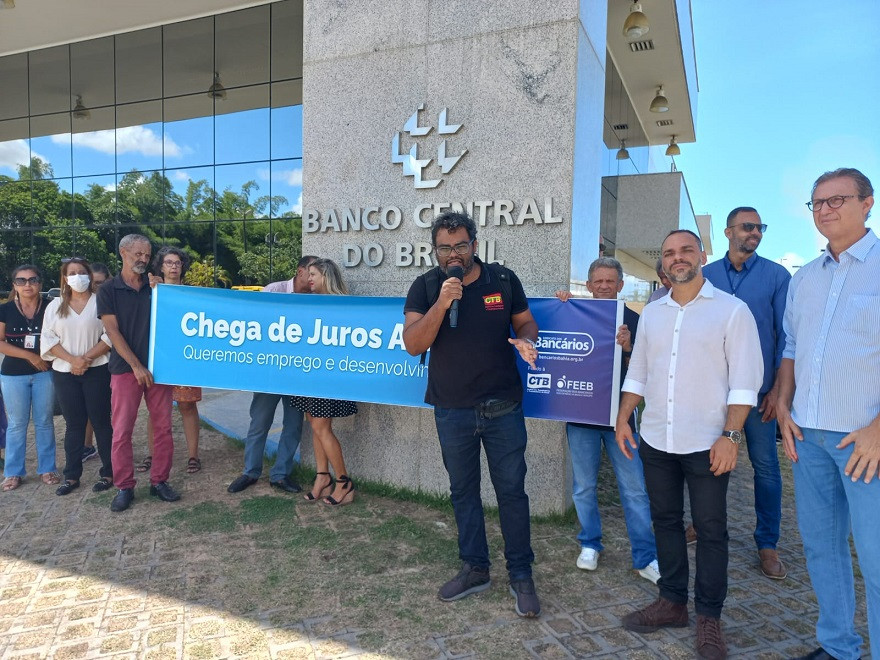 Em Salvador, CTB reforça ato dos bancários contra juros altos