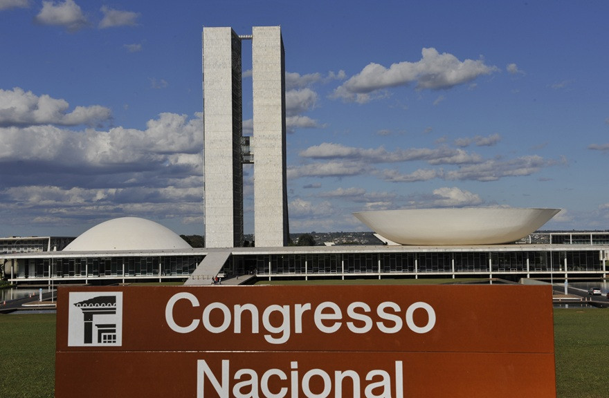 Atenção, sindicalistas: deputado bolsonarista quer vetar taxa assistencial