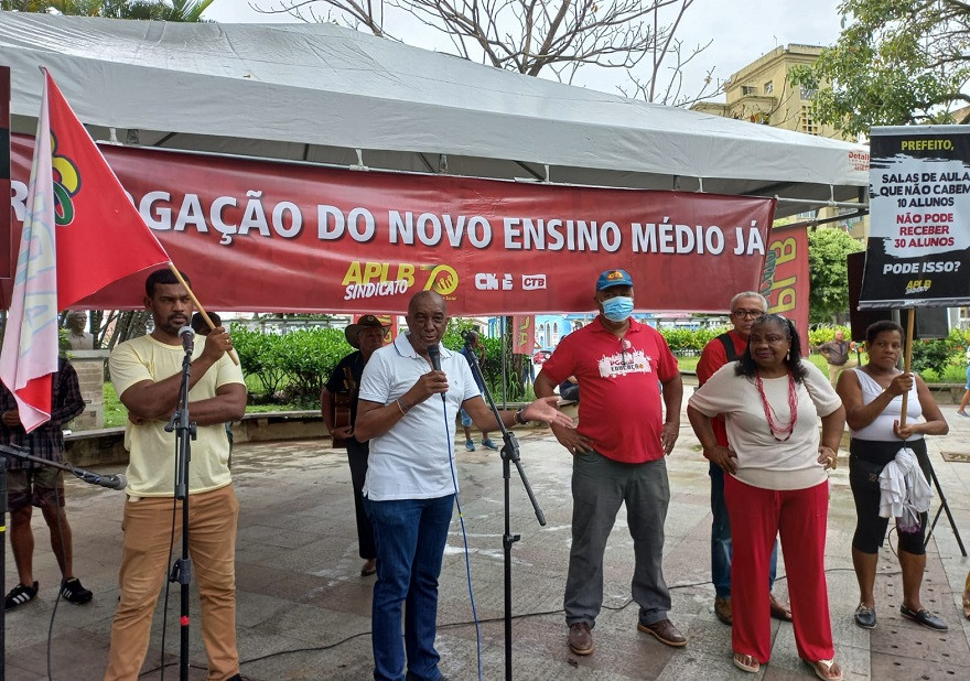 CTB com APLB pelo reajuste do piso e a revogação do Ensino Médio