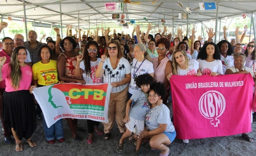 Ato de solidariedade reforça apoio à Daiana Alcântara na UEFS