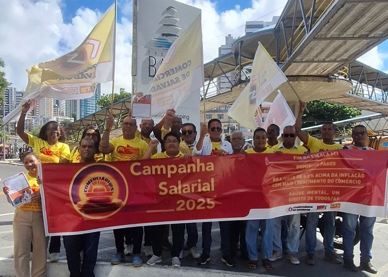 Comerciários de Salvador assinam CCT com setor lojista