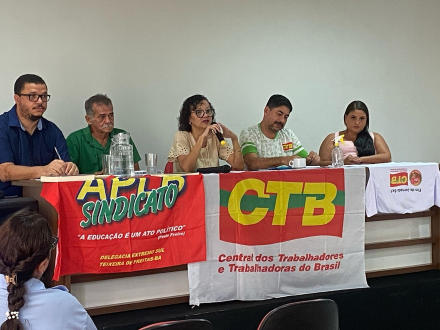 Rosa de Souza debate desafios atuais em plenária da CTB Extremo Sul e FETAG