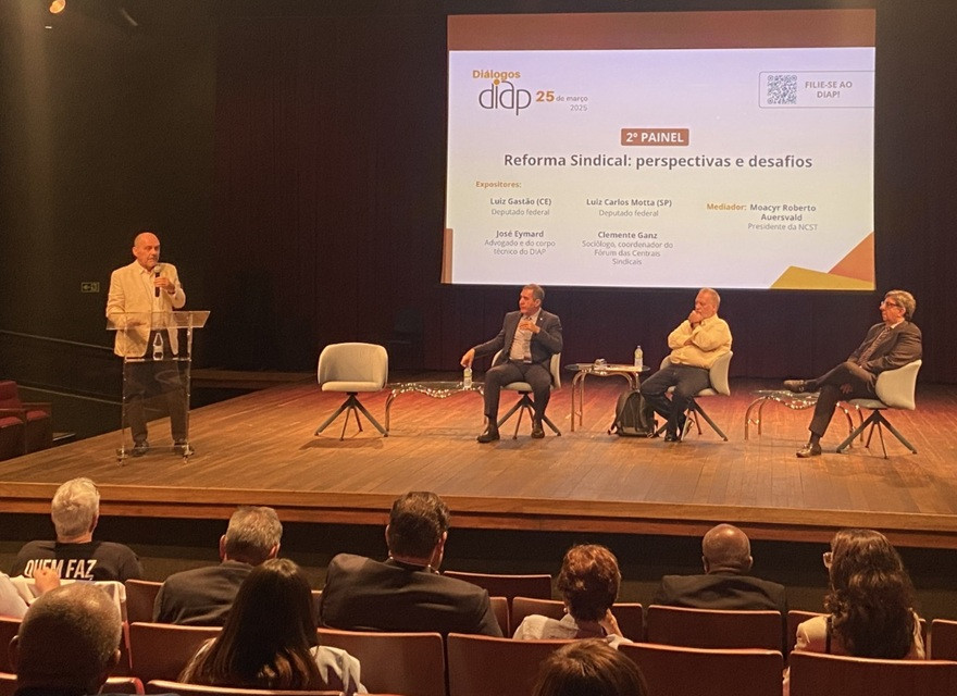 Sindicalismo precisa se reinventar ou ficará obsoleto, aponta painel do Diap