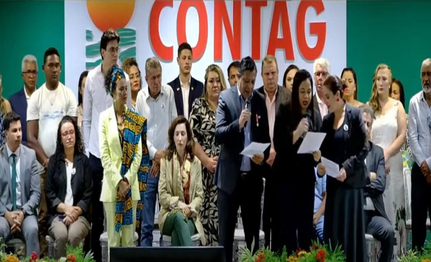 Em posse da CONTAG, Adilson Araújo destaca liderança corajosa de Vânia Marques