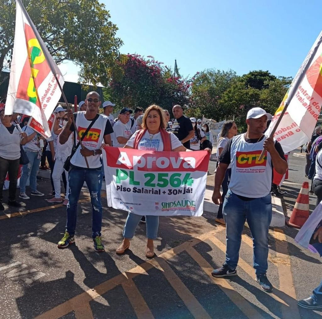 Luta e resistência marca votação pelo piso salarial da Enfermagem