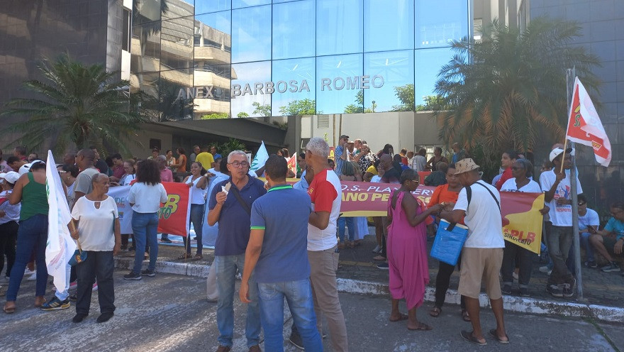 Para servidores, jogo só acaba quando termina e entidades pressionam Assembleia Legislativa
