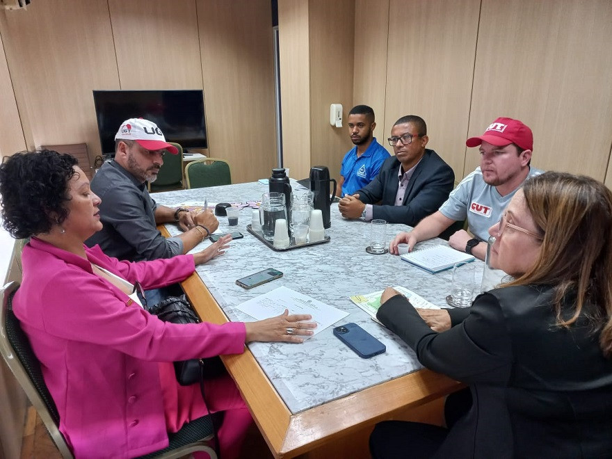 Centrais e Superintendência do Trabalho debatem ações conjuntas na Bahia