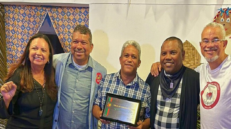 Dirigente da CTB e presidente dos Bancários de Ilhéus recebe título da Câmara Municipal