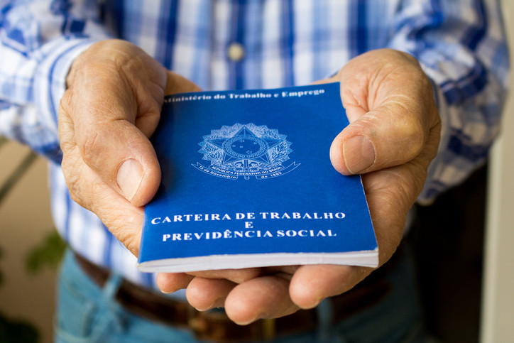 Desemprego sobe em 14 estados