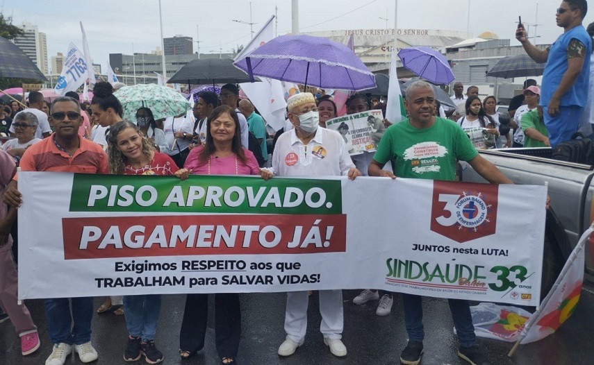 Ivanilda Brito destaca força do ato nacional pelo piso da enfermagem 