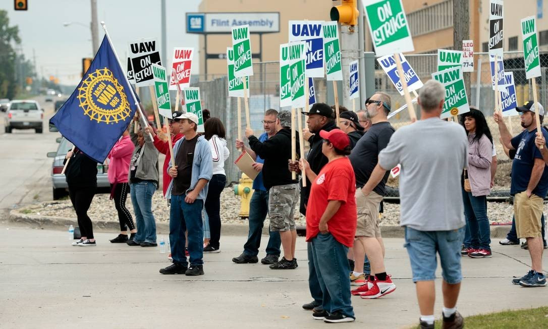 Nota das centrais em apoio à greve na GM dos Estados Unidos