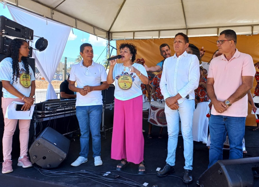 Comerciários de Salvador celebram dia com supermercados e lojas fechados