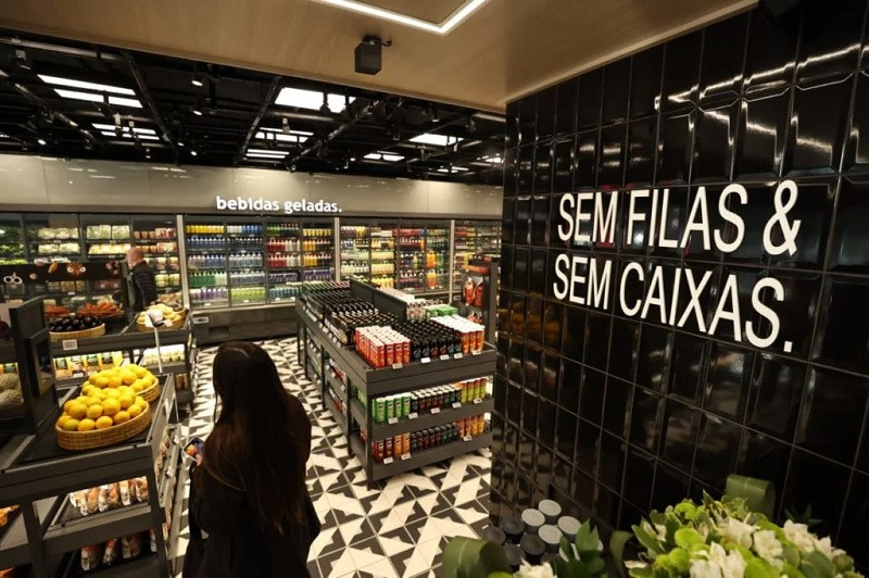 Rosa e SintraSuper veem novos desafios com supermercado sem funcionários