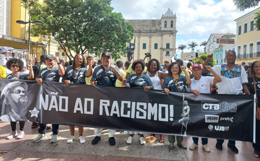 CTB e UNEGRO celebram resistência negra na lavagem da estátua de Zumbi