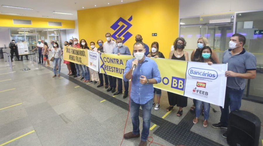 Ato na Superintendência do Banco do Brasil nesta sexta-feira, às 7h
