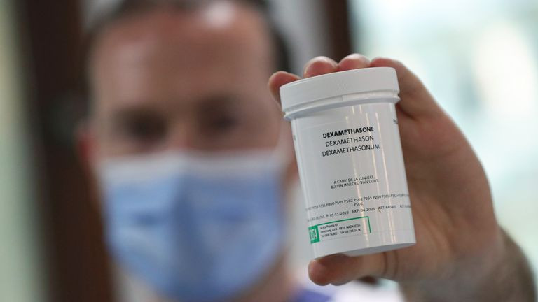 Descoberto o primeiro remédio contra a covid-19 que pode salvar vidas